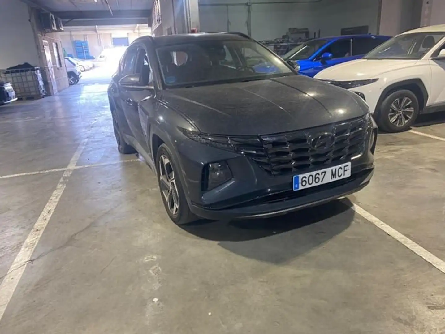 Hyundai TUCSON 1.6 TGDI PHEV Maxx AT Gris - 2