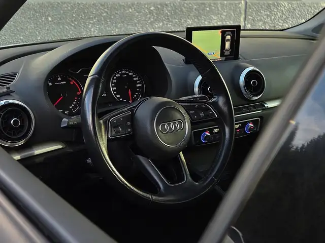 Audi A3 view 10
