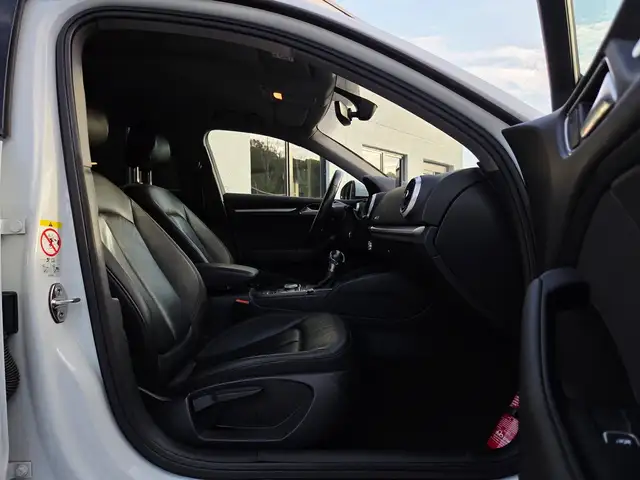 Audi A3 view 8