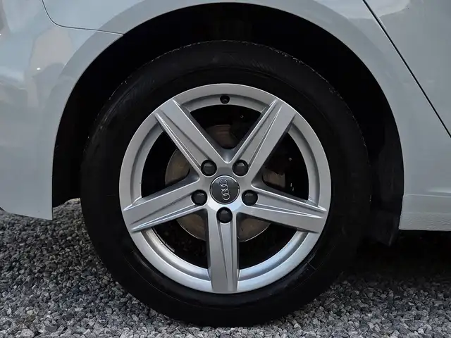 Audi A3 view 6