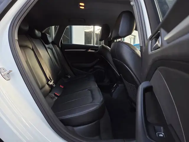 Audi A3 view 9