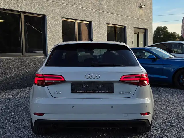 Audi A3 view 4
