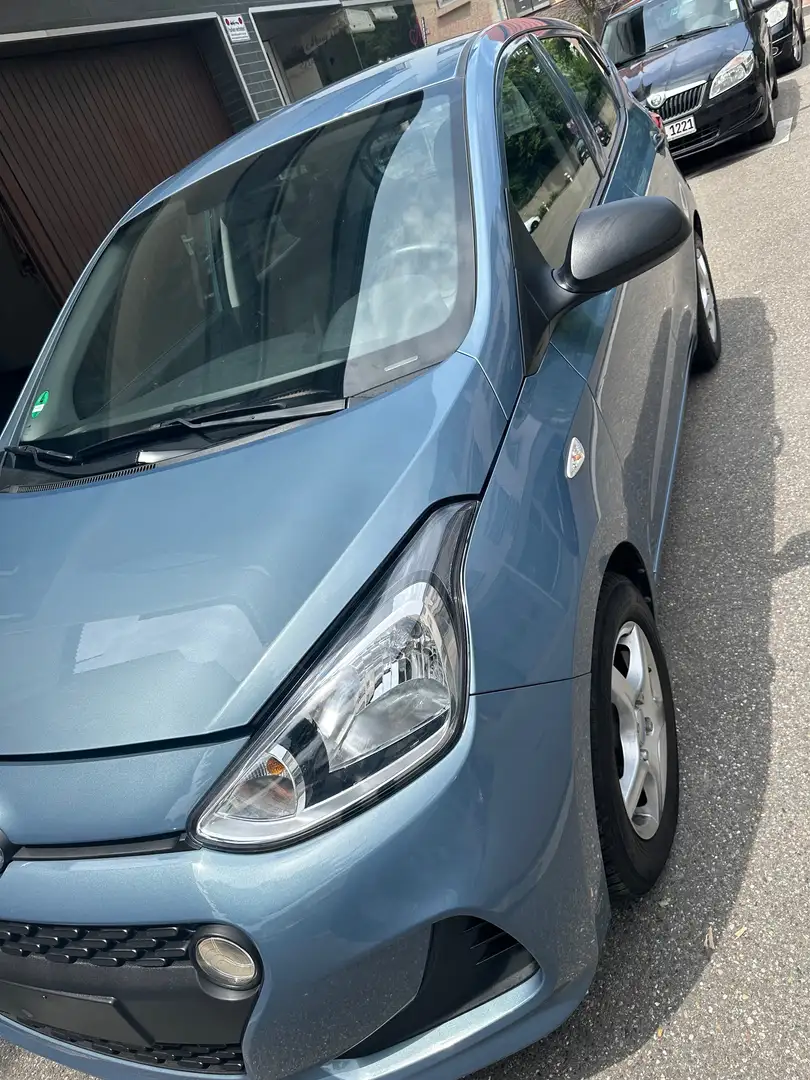 Hyundai i10 Blau - 2