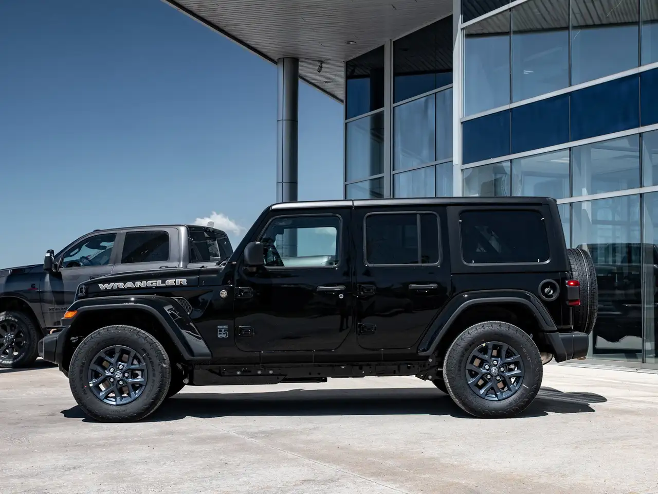 Jeep Wrangler снимка Jeep Wrangler