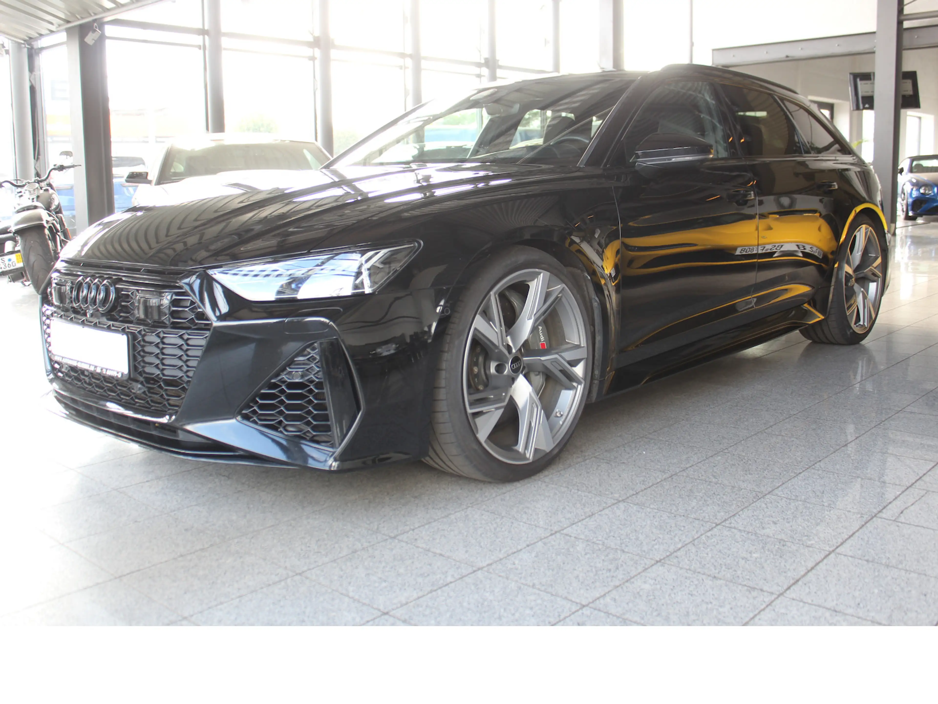 Audi RS6 Avant 4.0 TFSI HD*B&O*KERAMIK*STHZ*DYNPLUS — photo 15