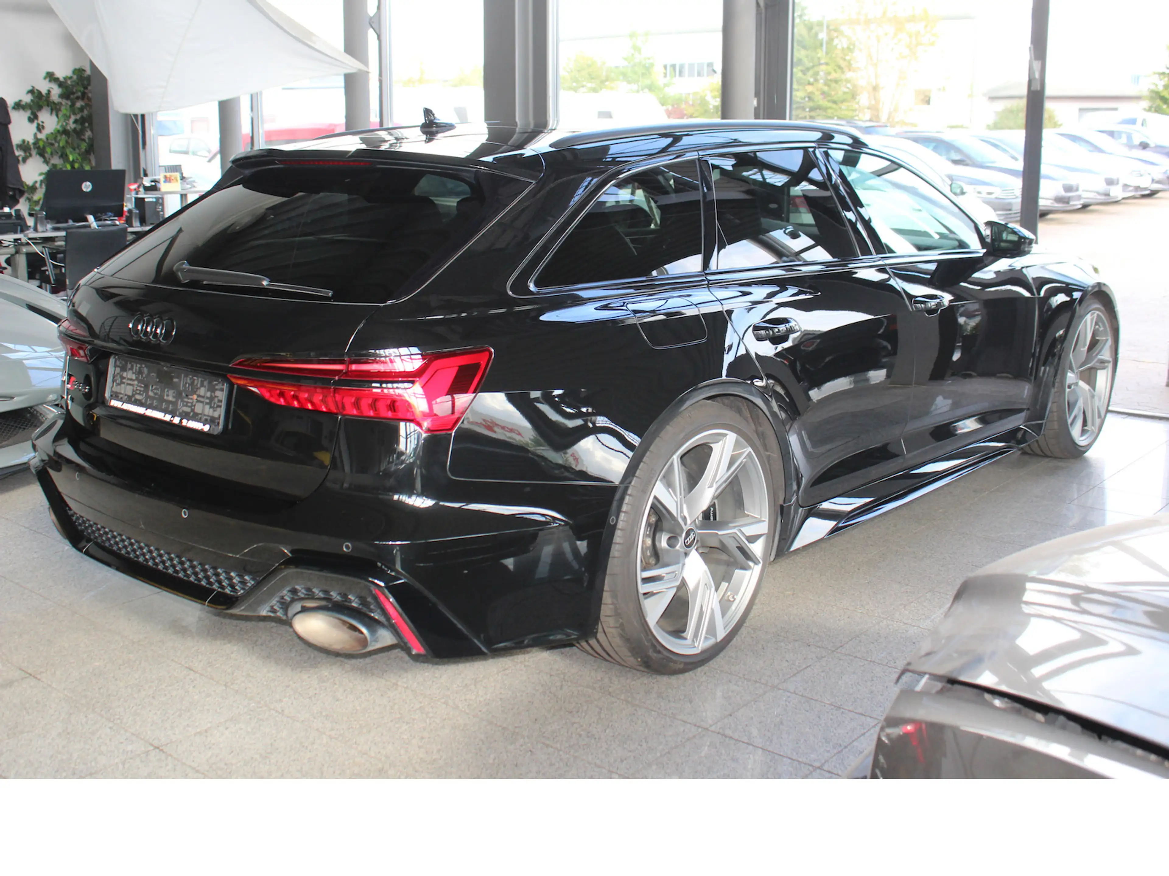 Audi RS6 Avant 4.0 TFSI HD*B&O*KERAMIK*STHZ*DYNPLUS — photo 7