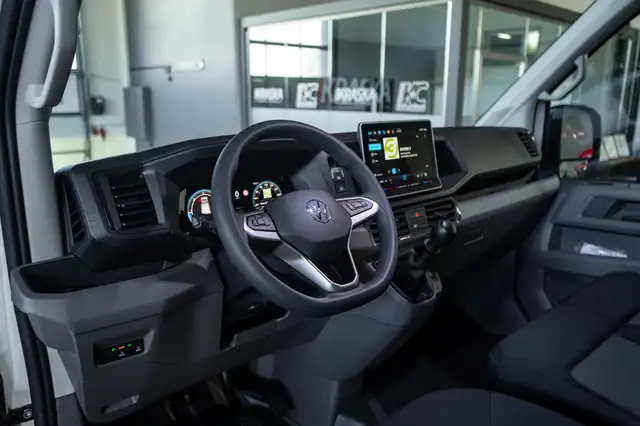 Volkswagen Crafter view 13