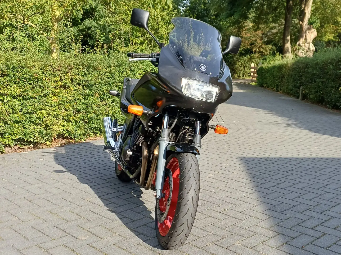 Yamaha XJ 900 Diversion ,Cardanaandrijving, Volledig gereviseerd Zwart - 1
