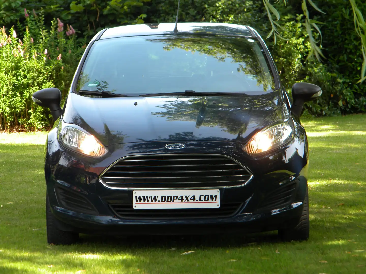 Ford Fiesta 1.25i Ambiente 42 000 km carnet complet Bleu - 1