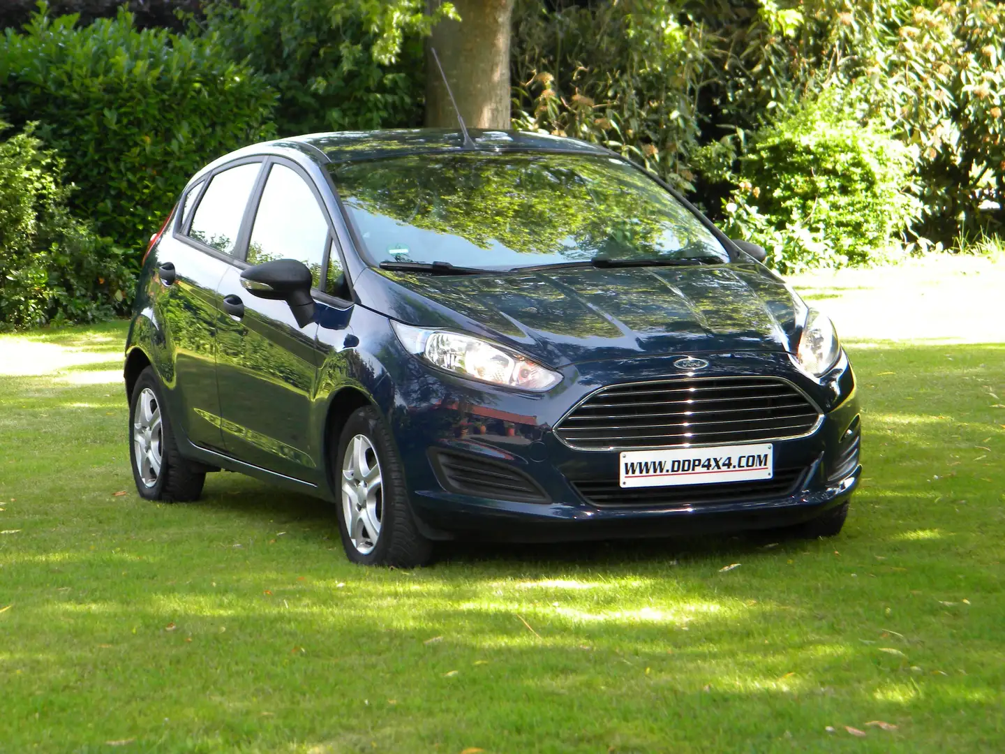 Ford Fiesta 1.25i Ambiente 42 000 km carnet complet Bleu - 2