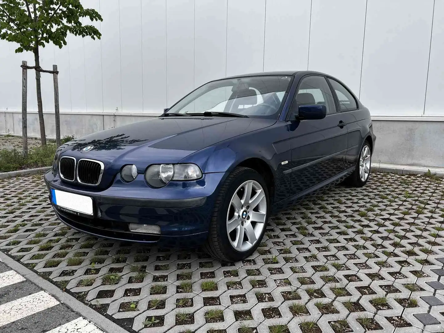 BMW 318 ti Compact Klima 8-fach bereift 17 Zoll Sitzheizun Niebieski - 1