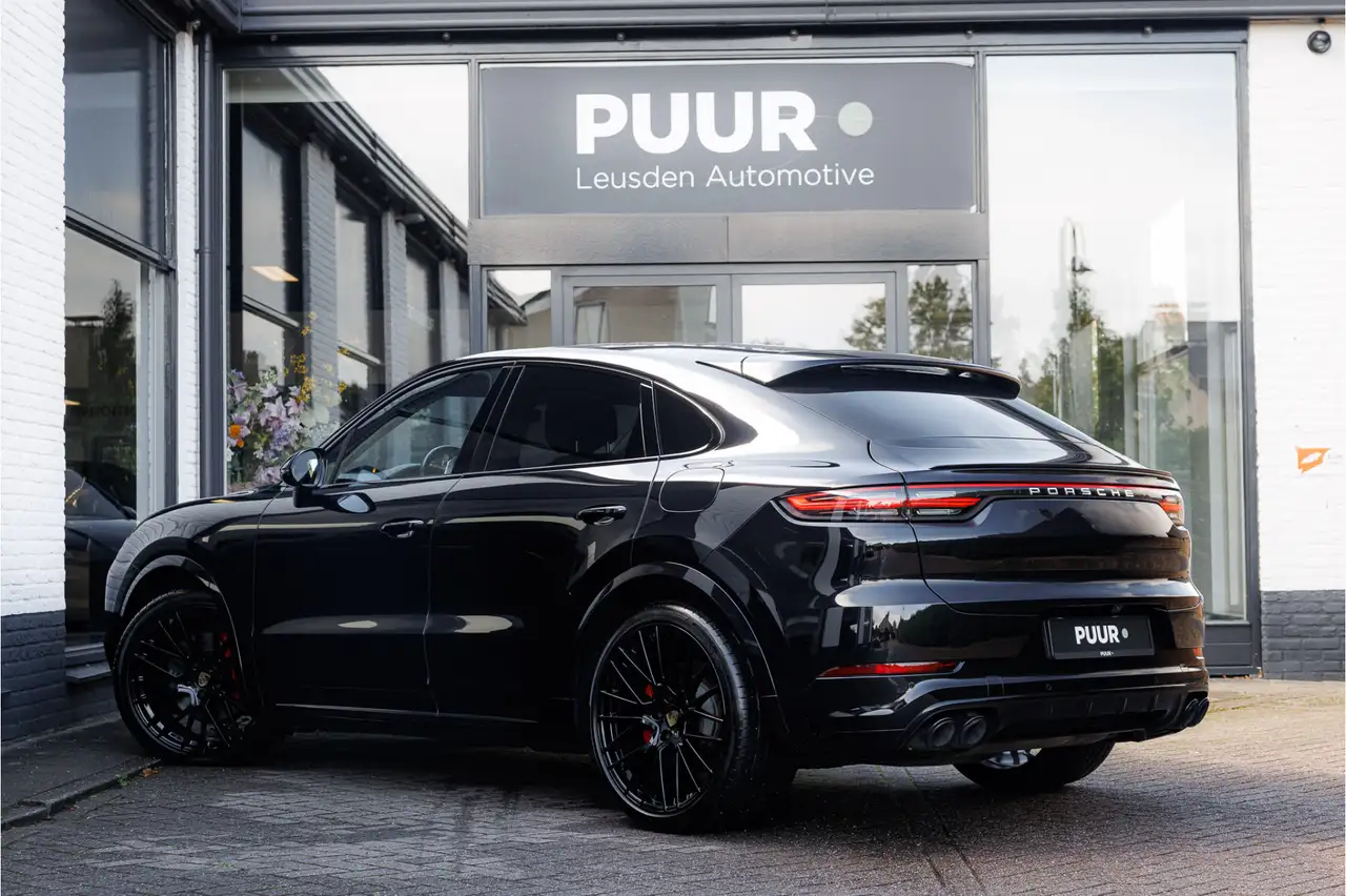 Porsche Cayenne Coupé 3.0 E-Hybrid Black Sport Design Orig. NL S, миниатюра 2