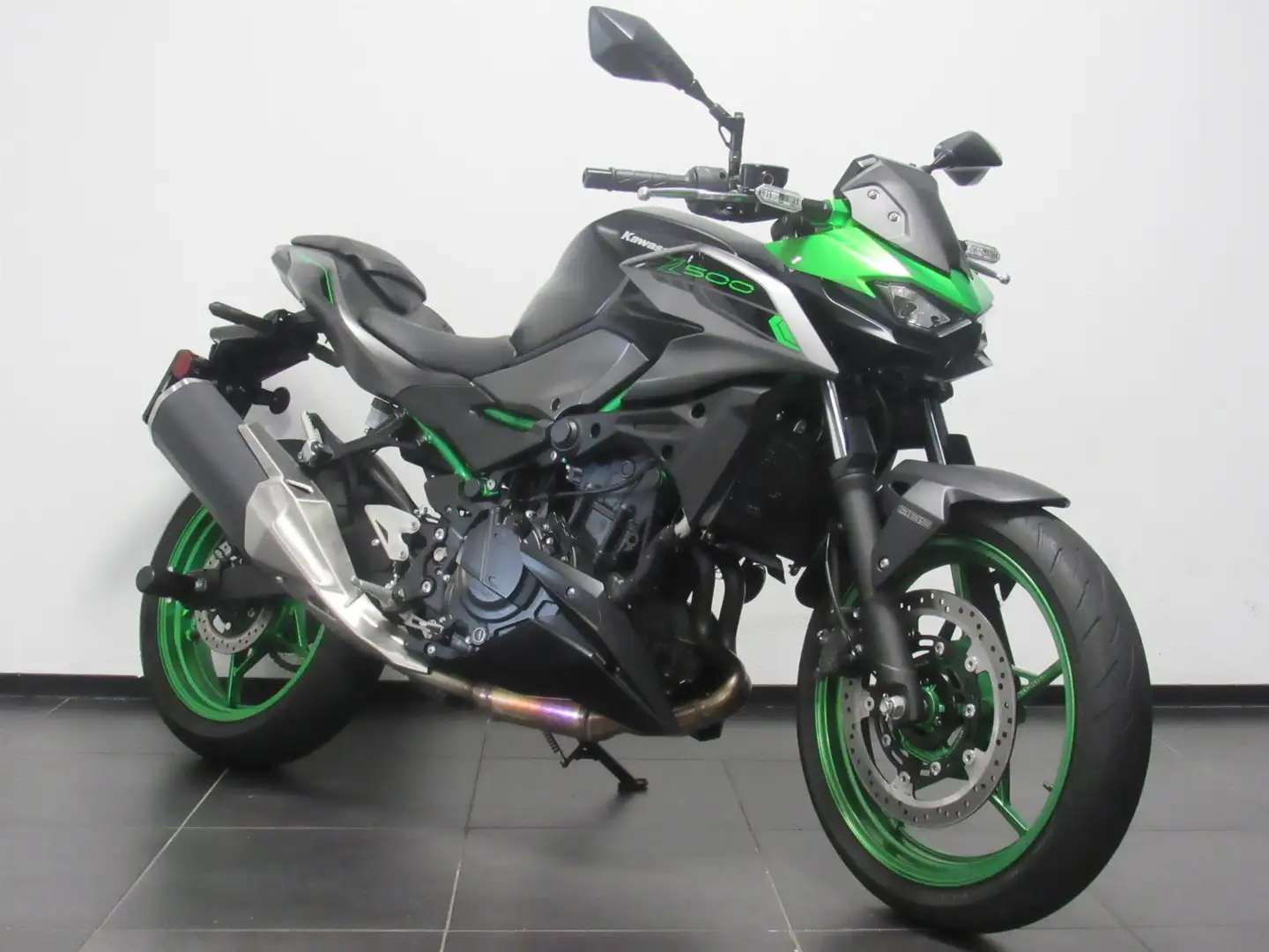 Kawasaki Z 500 SE Groen - 2