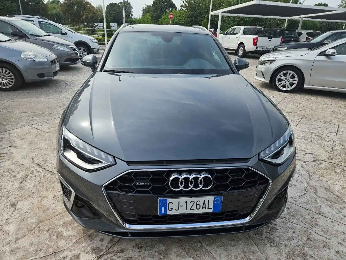 Audi A4 Avant 40 TDI quattro S tronic S line edition Grigio - 2
