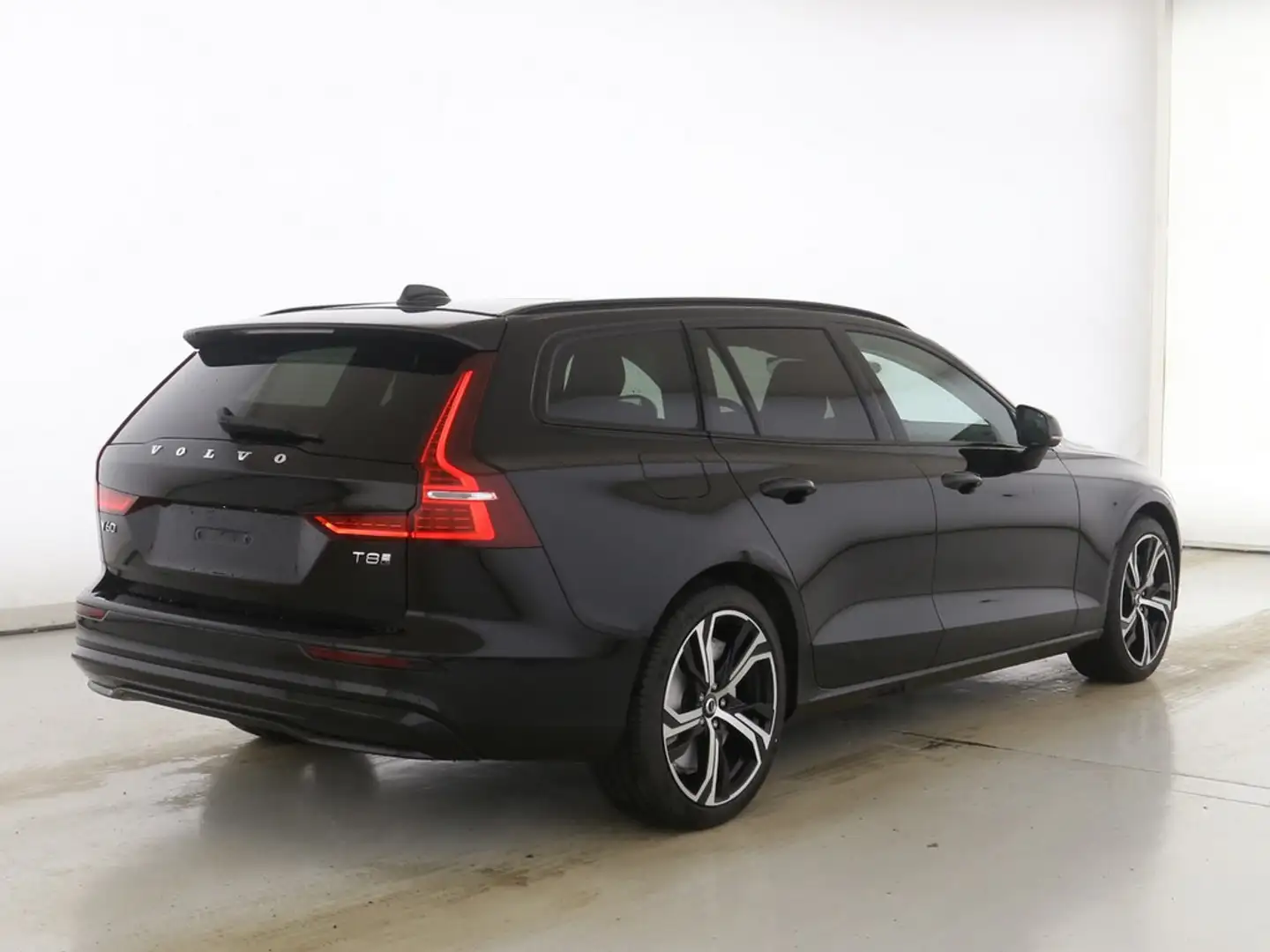 Volvo V60 T8 AWD Ultra Dark HUD 360° STANDHZ PANO Schwarz - 2