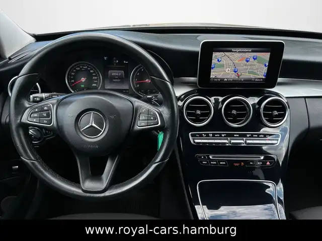 Mercedes-Benz C view 11