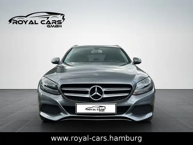 Mercedes-Benz C view 2