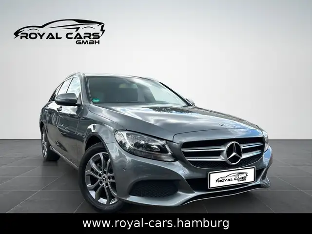 Mercedes-Benz C view 3