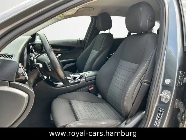 Mercedes-Benz C view 10