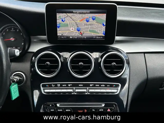 Mercedes-Benz C view 12