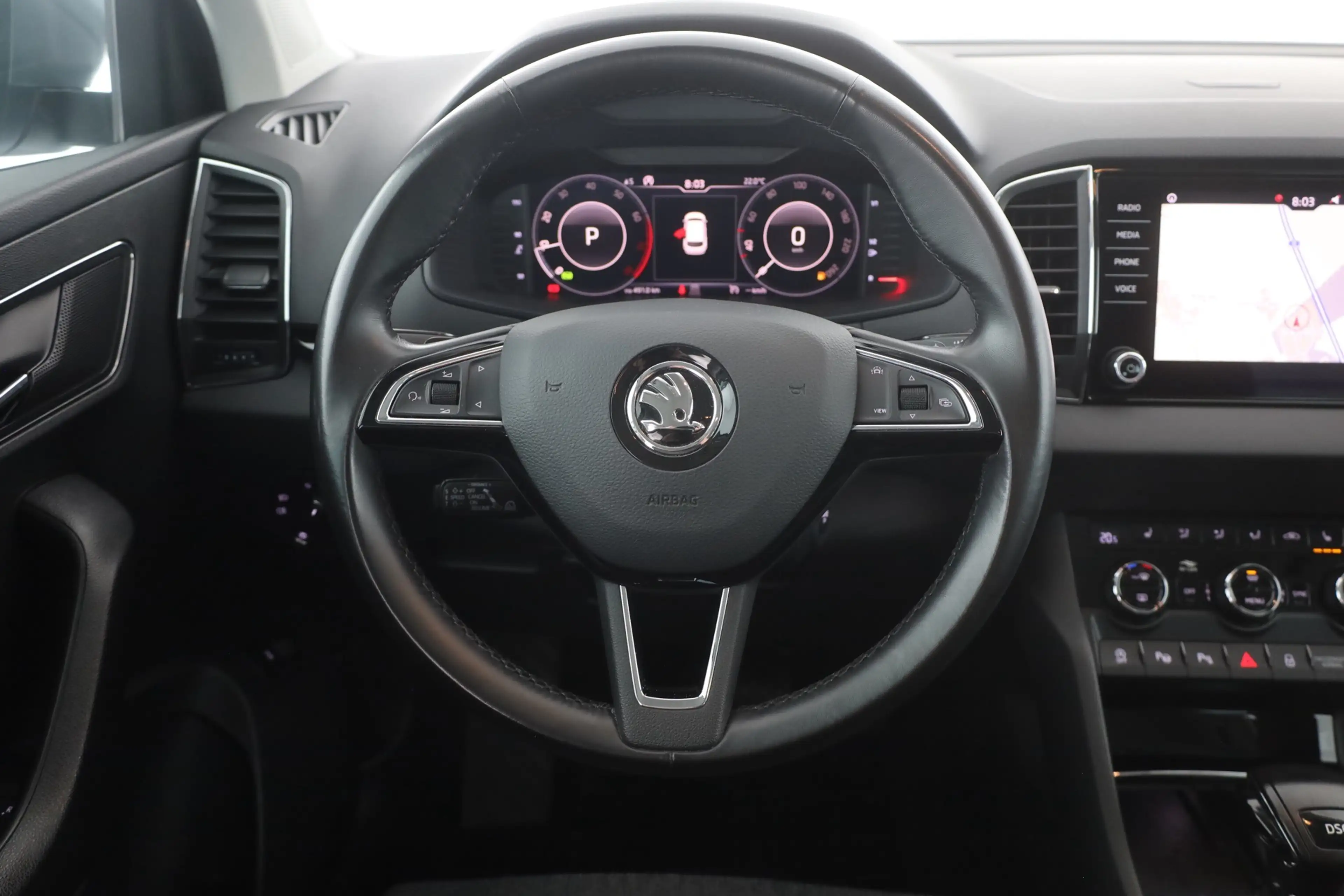 Skoda Karoq 1.5 TSI DSG Style LED Virtual Cockpit AHK — photo 15