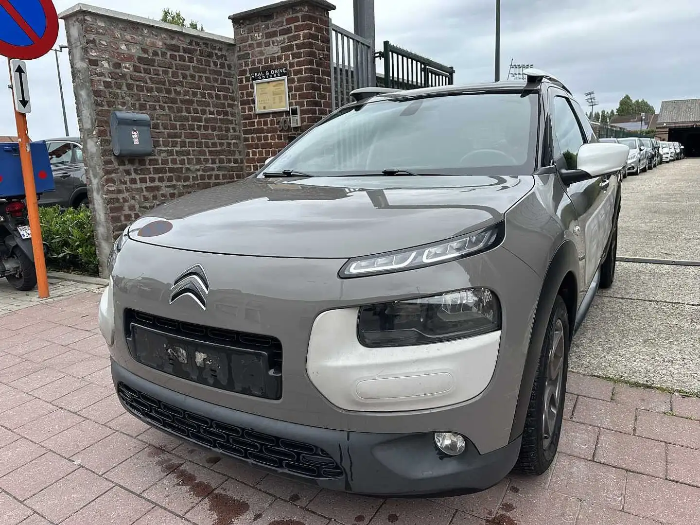 Citroen C4 Cactus 1.2 I MET 116DKM EDITION MIDNIGHT Brązowy - 1