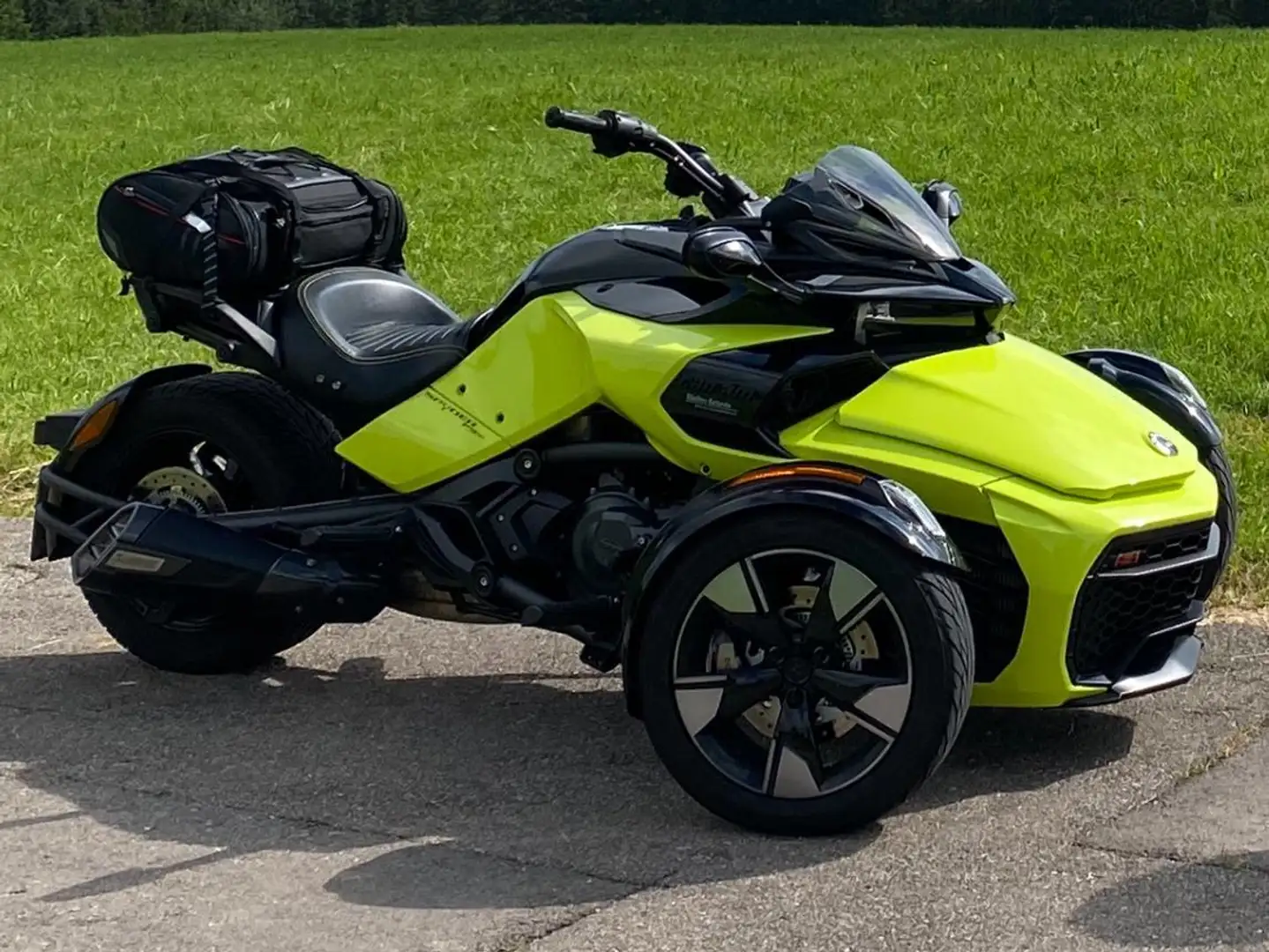 Can-Am Spyder F3-S Manta Green Vert - 1