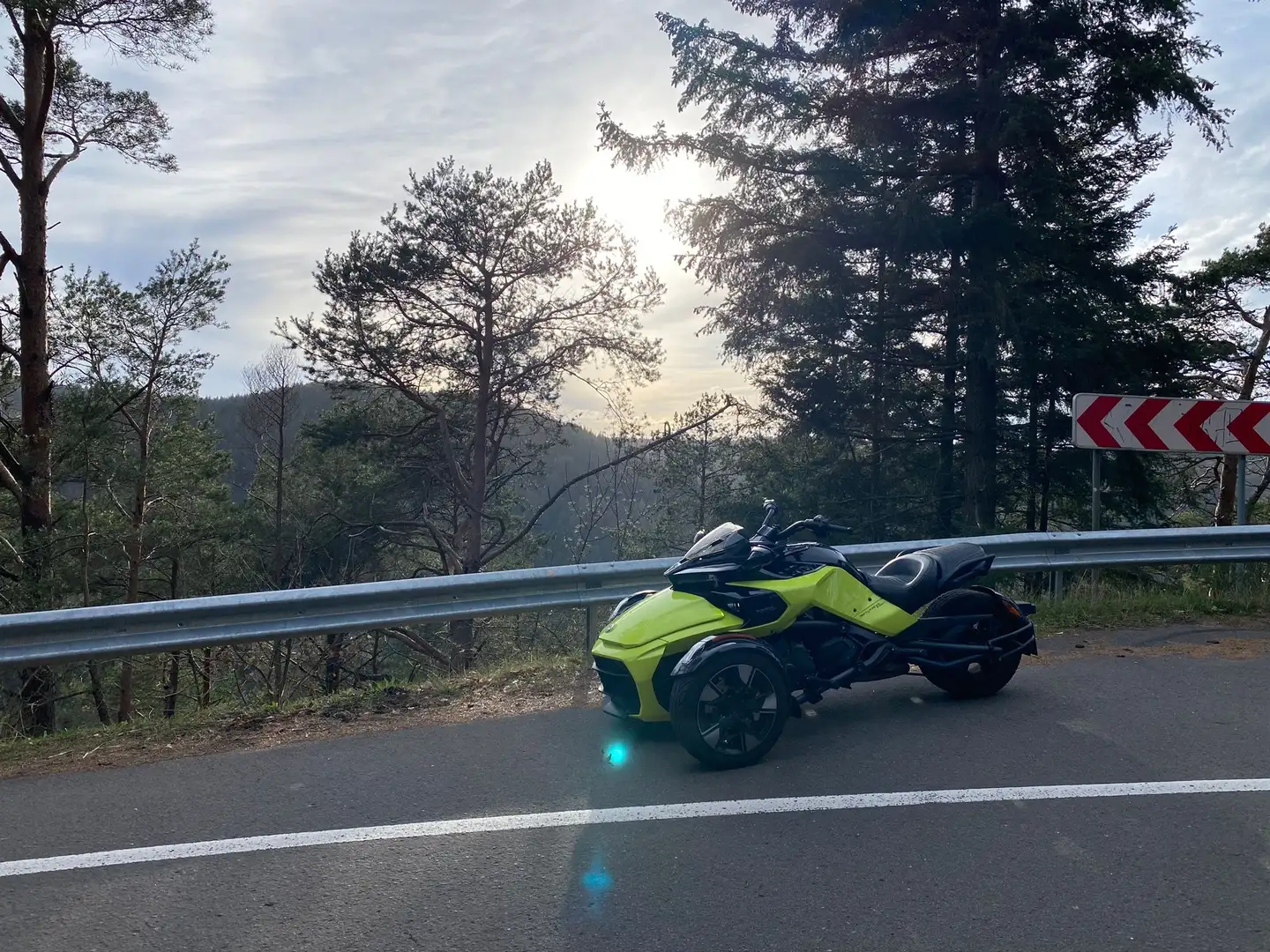 Can-Am Spyder F3-S Manta Green Verde - 2