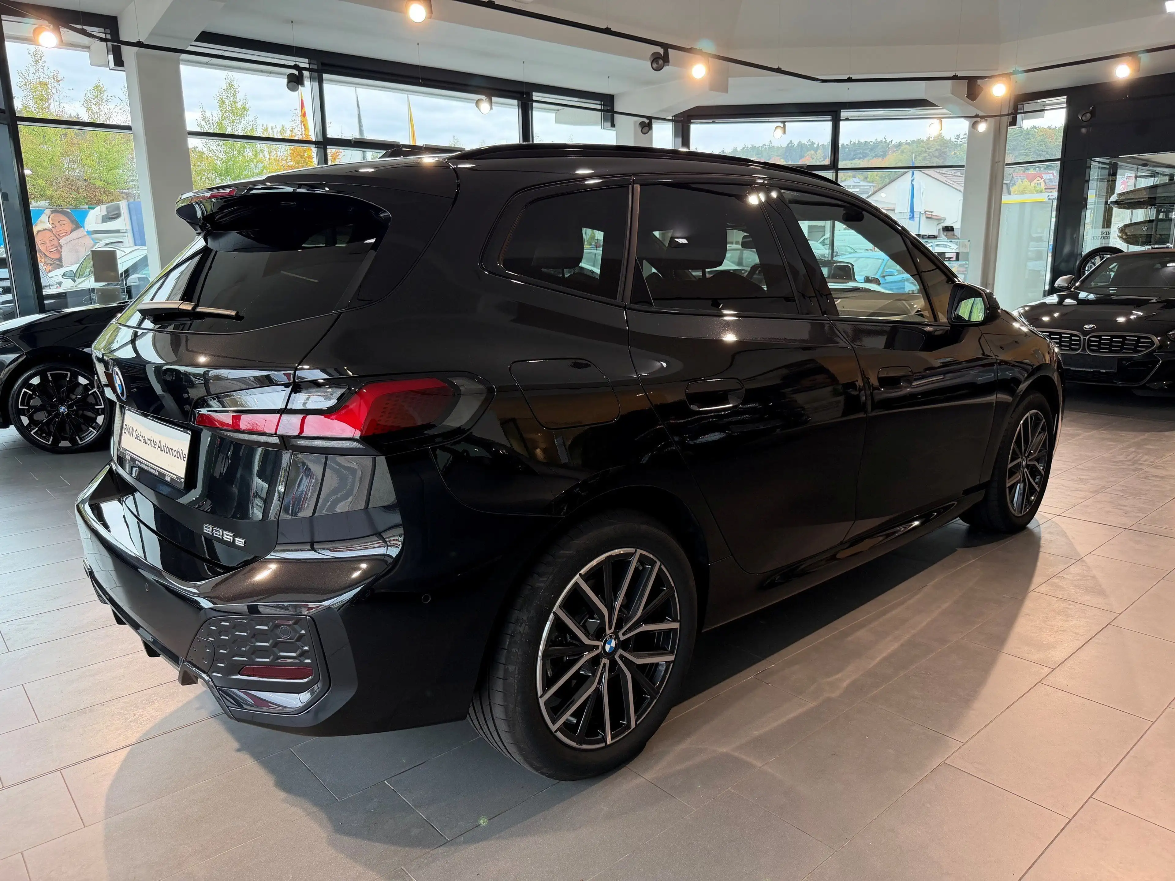BMW 225 e xDrive   M Sportpaket DAB LED Pano.Dach — photo 11