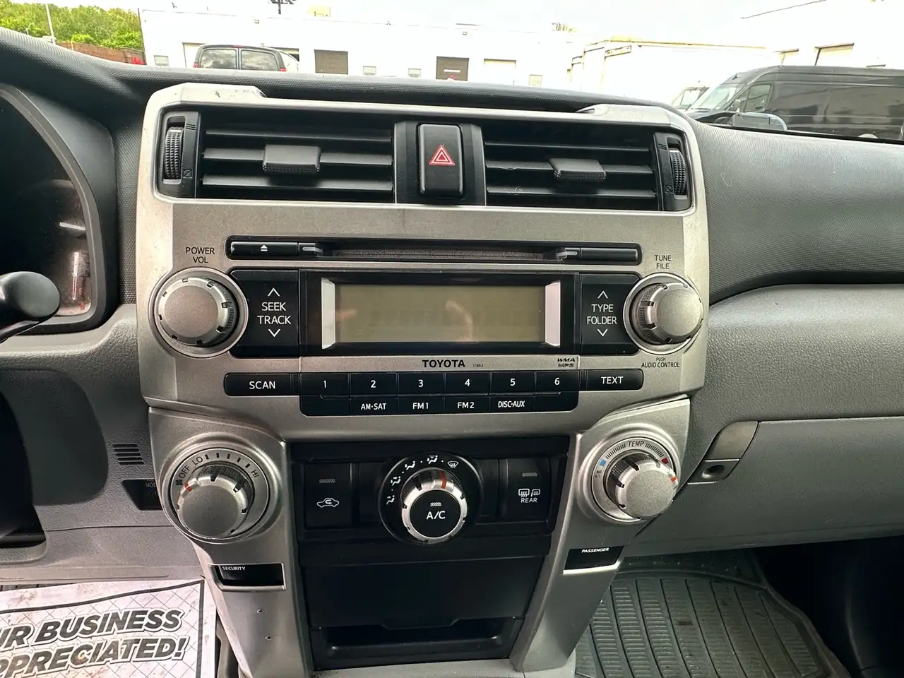 Toyota 4-Runner снимка Toyota 4-Runner
