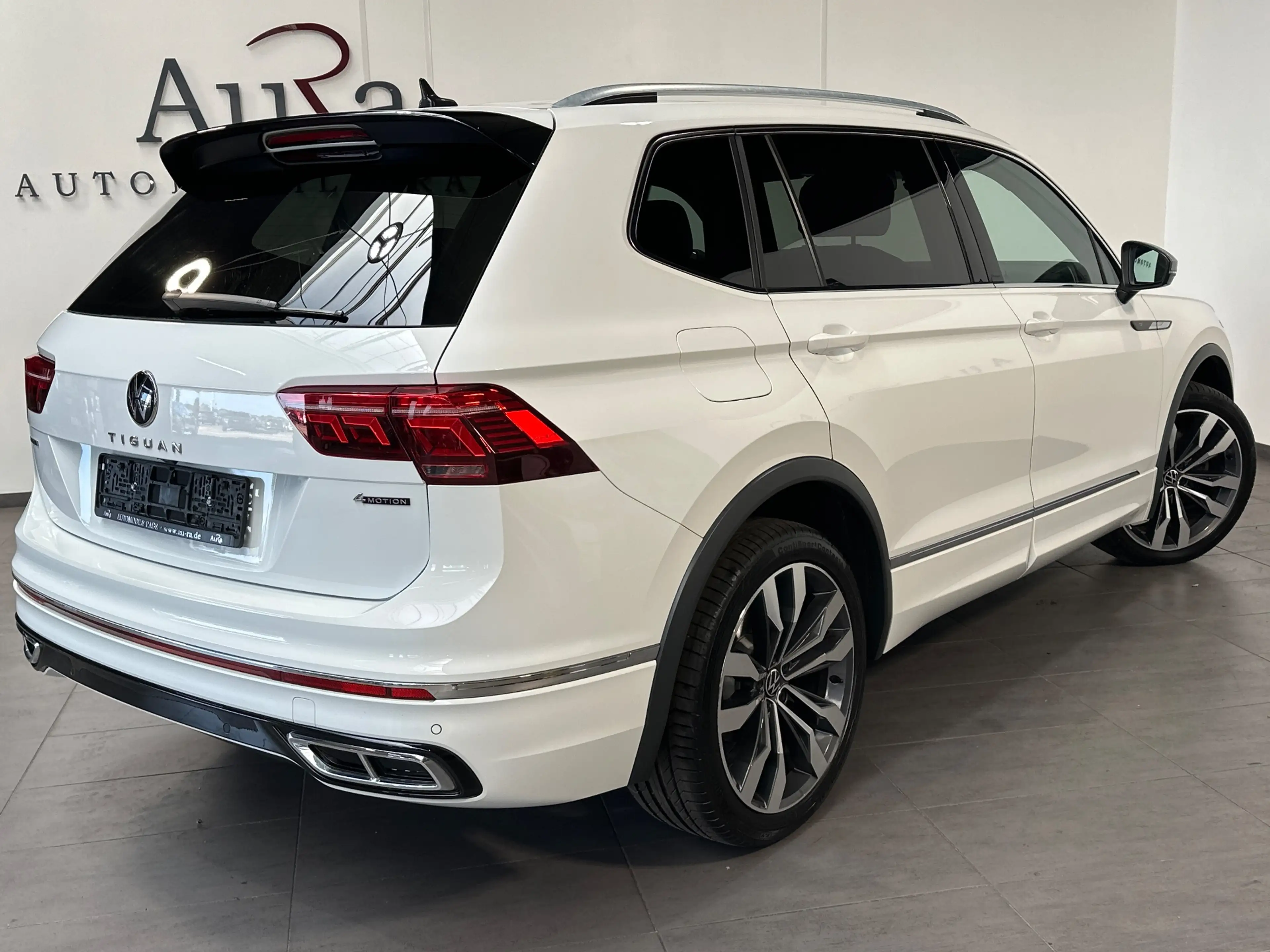 Volkswagen Tiguan Allspace 2.0 TSI DSG OPF 4Motion R-Line NAV+LED+PANO+AHK — photo 4