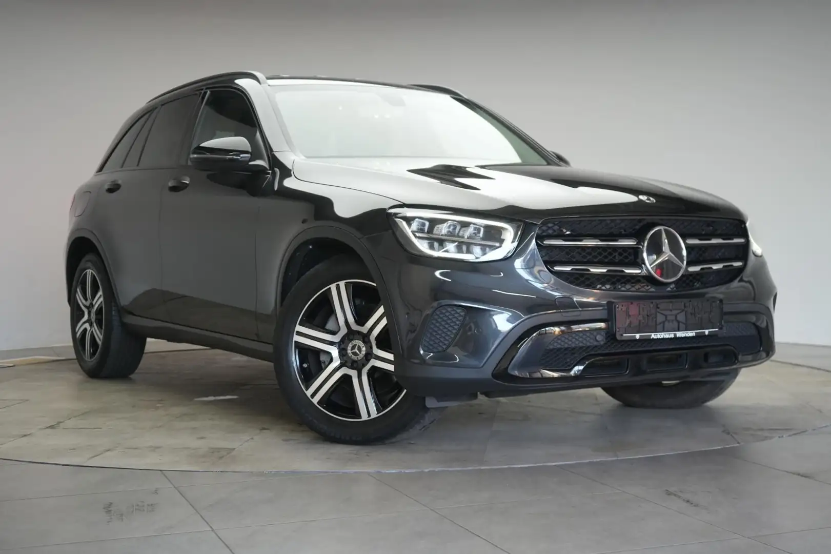 Mercedes-Benz GLC 220 d 4Matic 9G-Tronic Navi/Temp/LED/Carplay Grau - 1