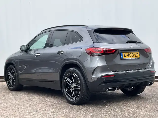 Mercedes-Benz Gla Class view 14