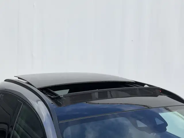 Mercedes-Benz Gla Class view 4