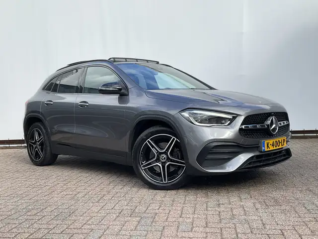Mercedes-Benz Gla Class view 15