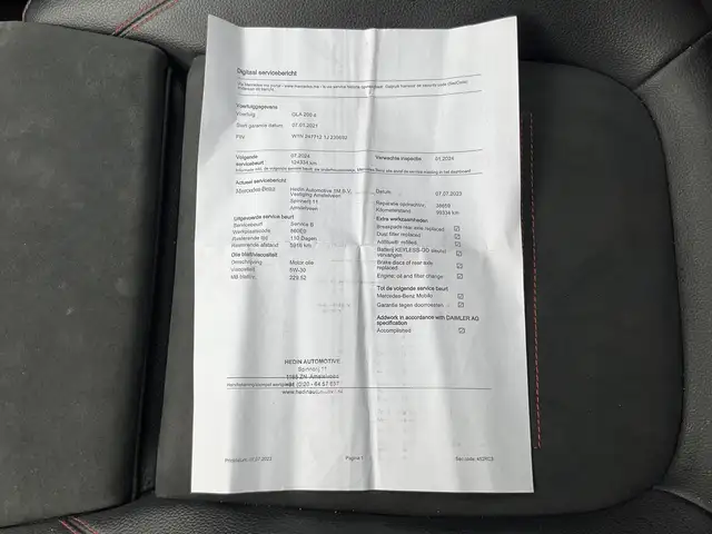 Mercedes-Benz Gla Class view 8