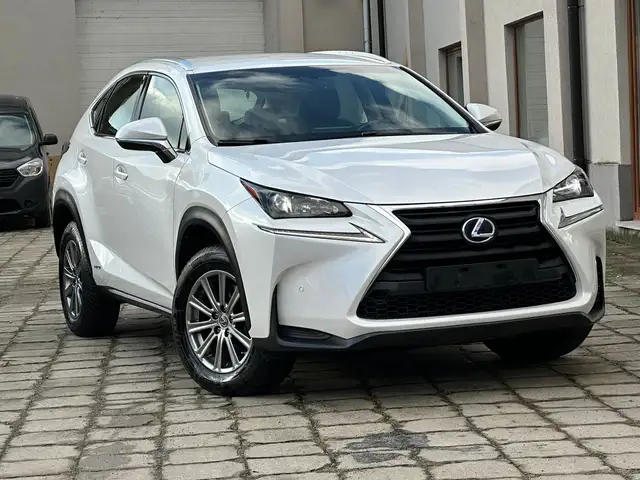 Lexus NX 300h NX 300h 2.5i FWD Executive Line E-CVT