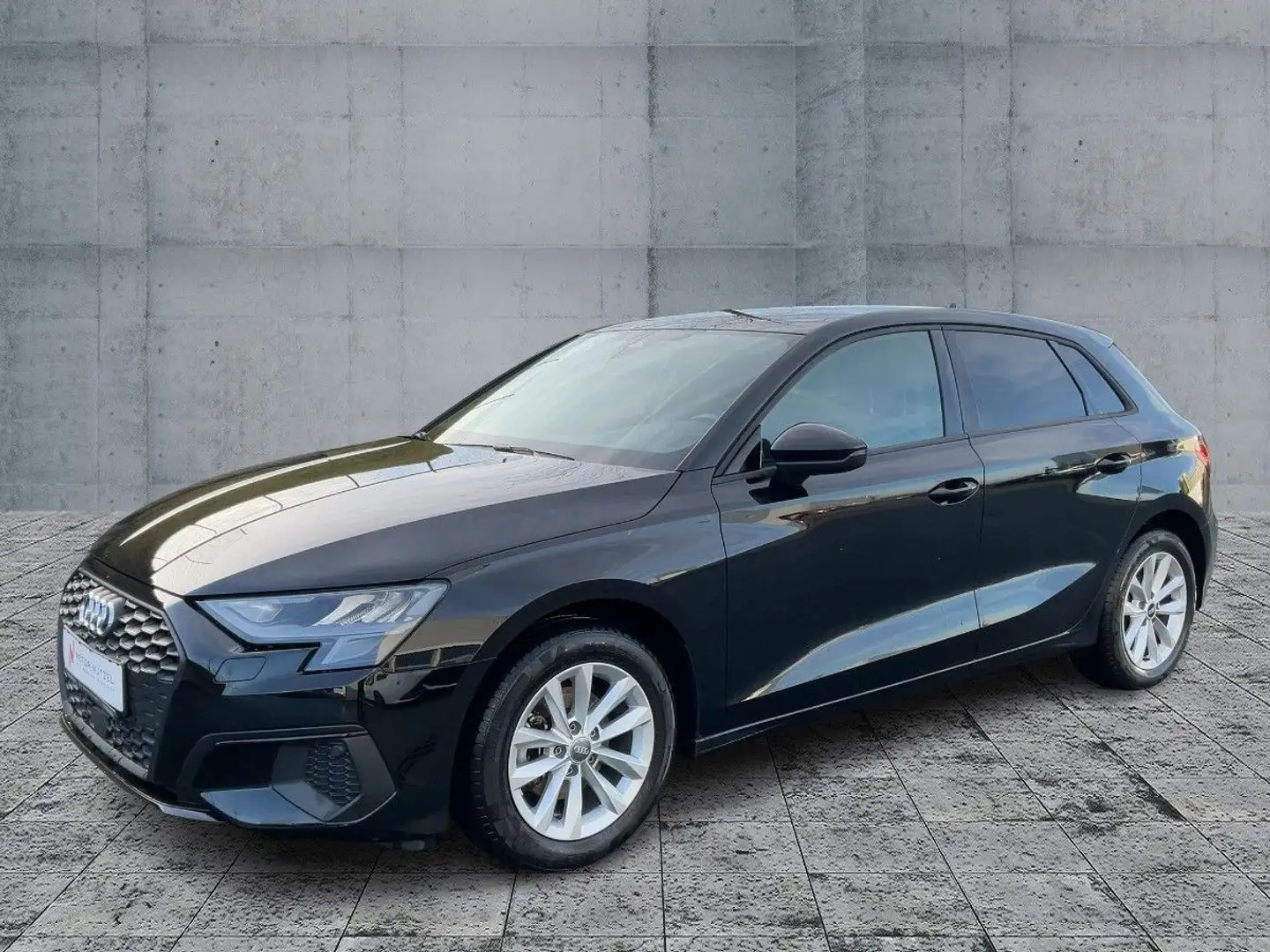 Audi A3 30 TFSI PDC+GRA+SHZ+DAB+LM Schwarz - 2