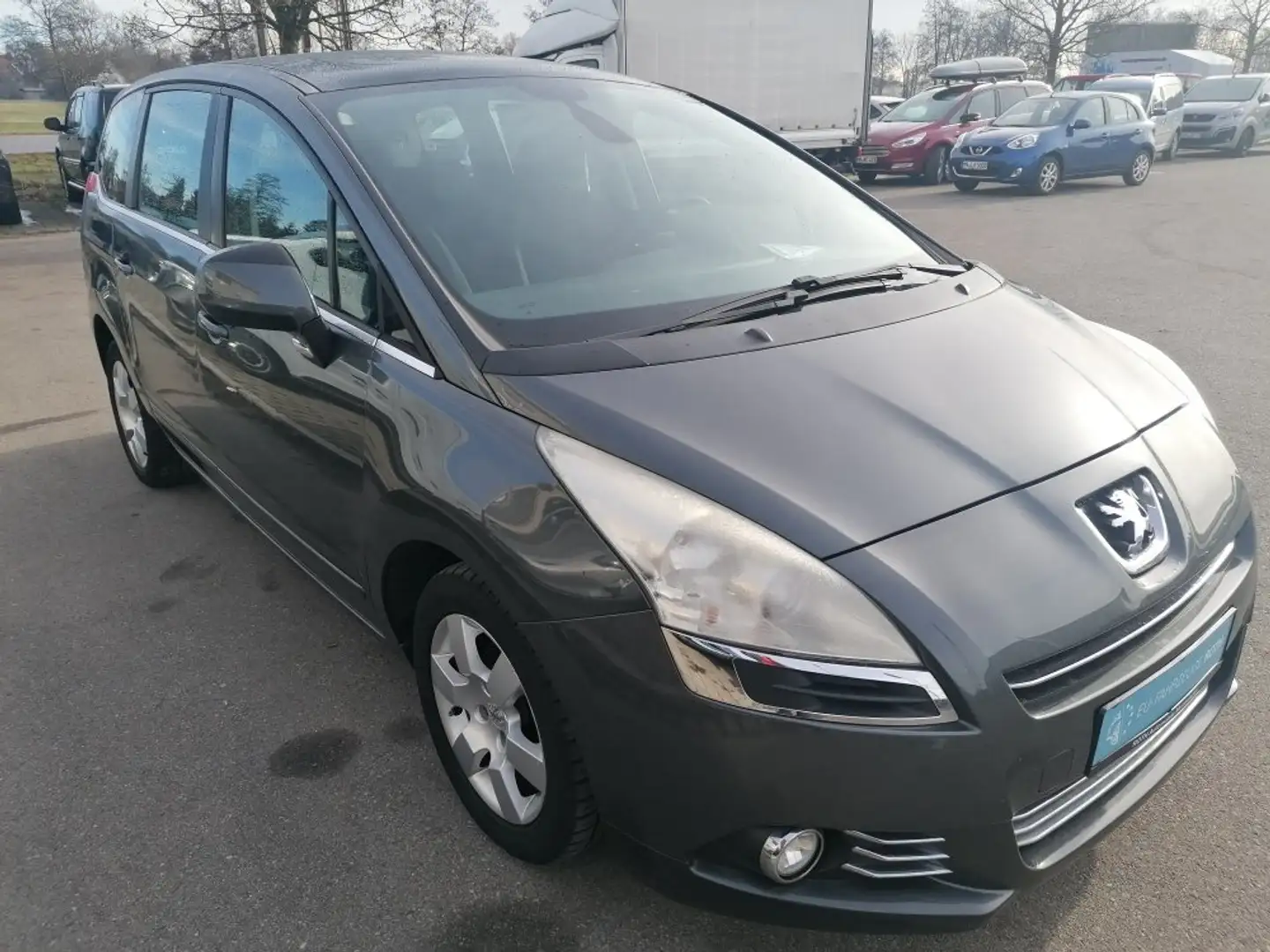 Peugeot 5008 Access *7-Sitzer*Ganzjahresreifen* Schwarz - 2