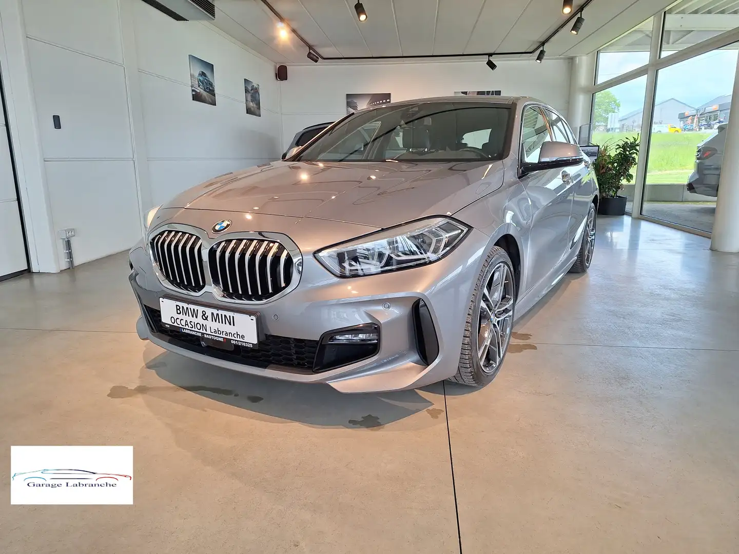 BMW 118 118iA/Pack-M/Carplay/Capteurs/Leds/cruise adapt Gris - 1