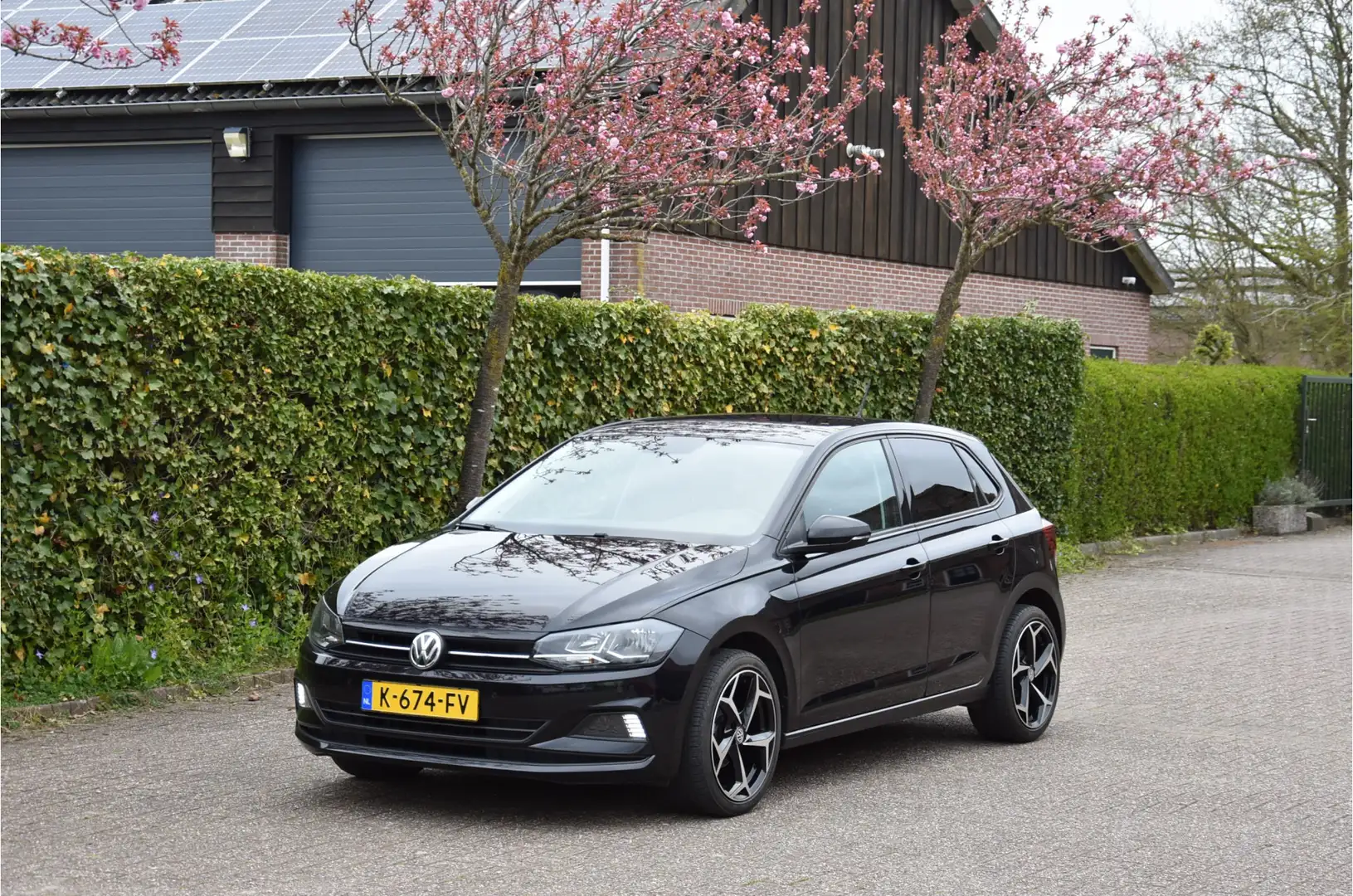 Volkswagen Polo 1.0 PDC ECC Mf.stuur stoelverw. garantie Comfortli Noir - 1