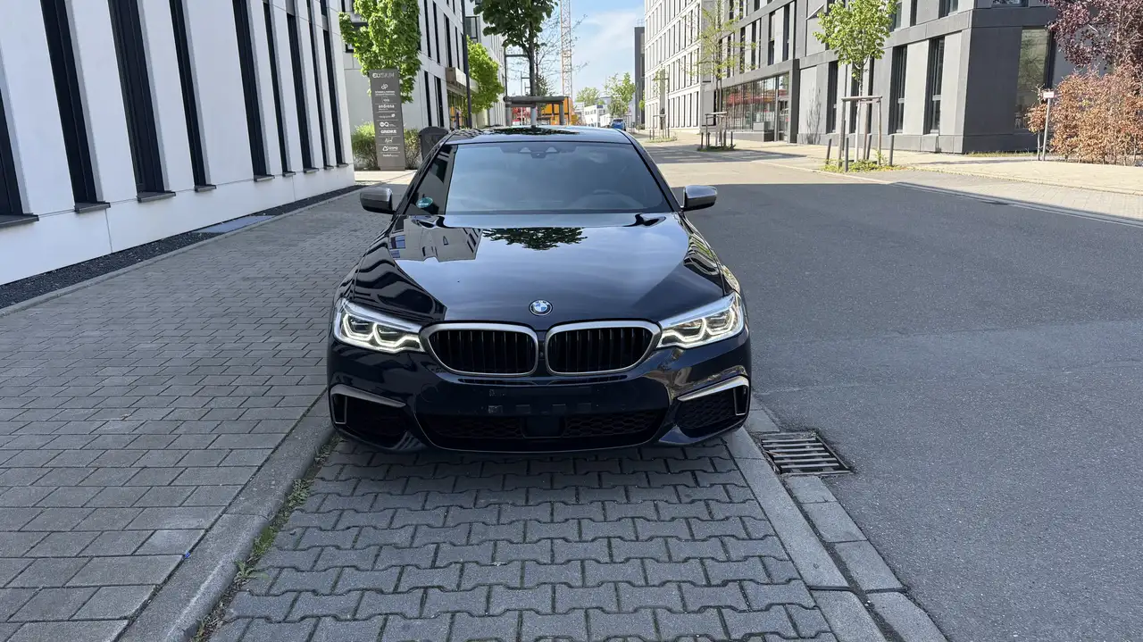 BMW M550