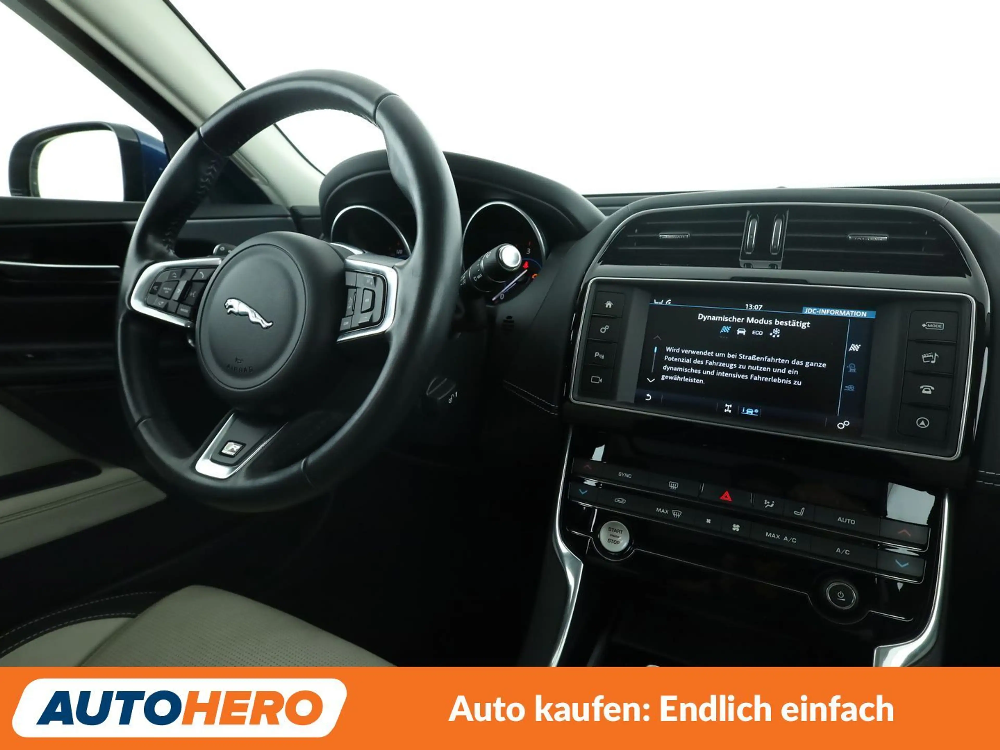 Jaguar XE 20d R-Sport AWD Aut.*NAVI*BI-XENON*TEMPO*CAM*PDC* — photo 13