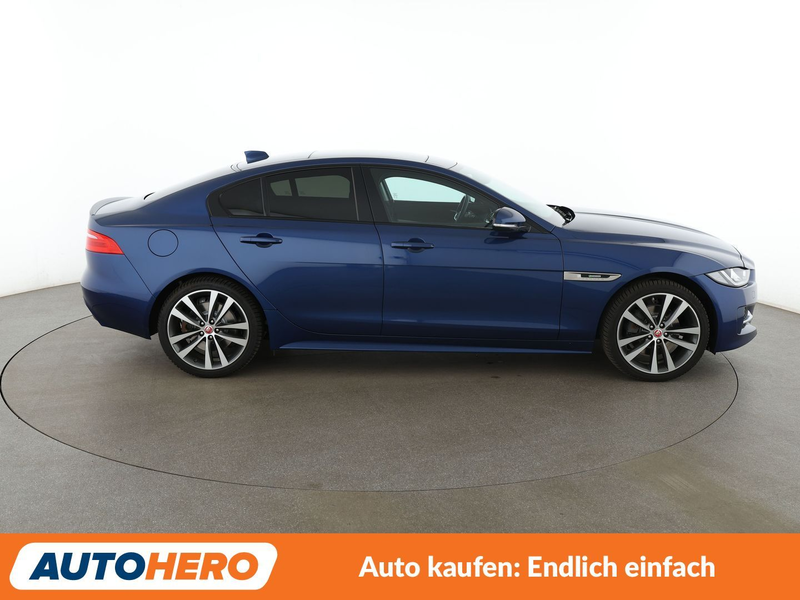 Jaguar XE 20d R-Sport AWD Aut.*NAVI*BI-XENON*TEMPO*CAM*PDC* — photo 7
