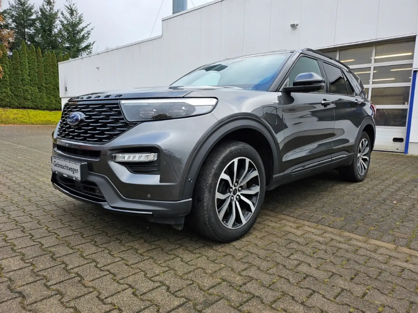 Ford Explorer ST-Line PHEV 4x4+AHK+iACC+B&O+PanoDach+ Grau - 2