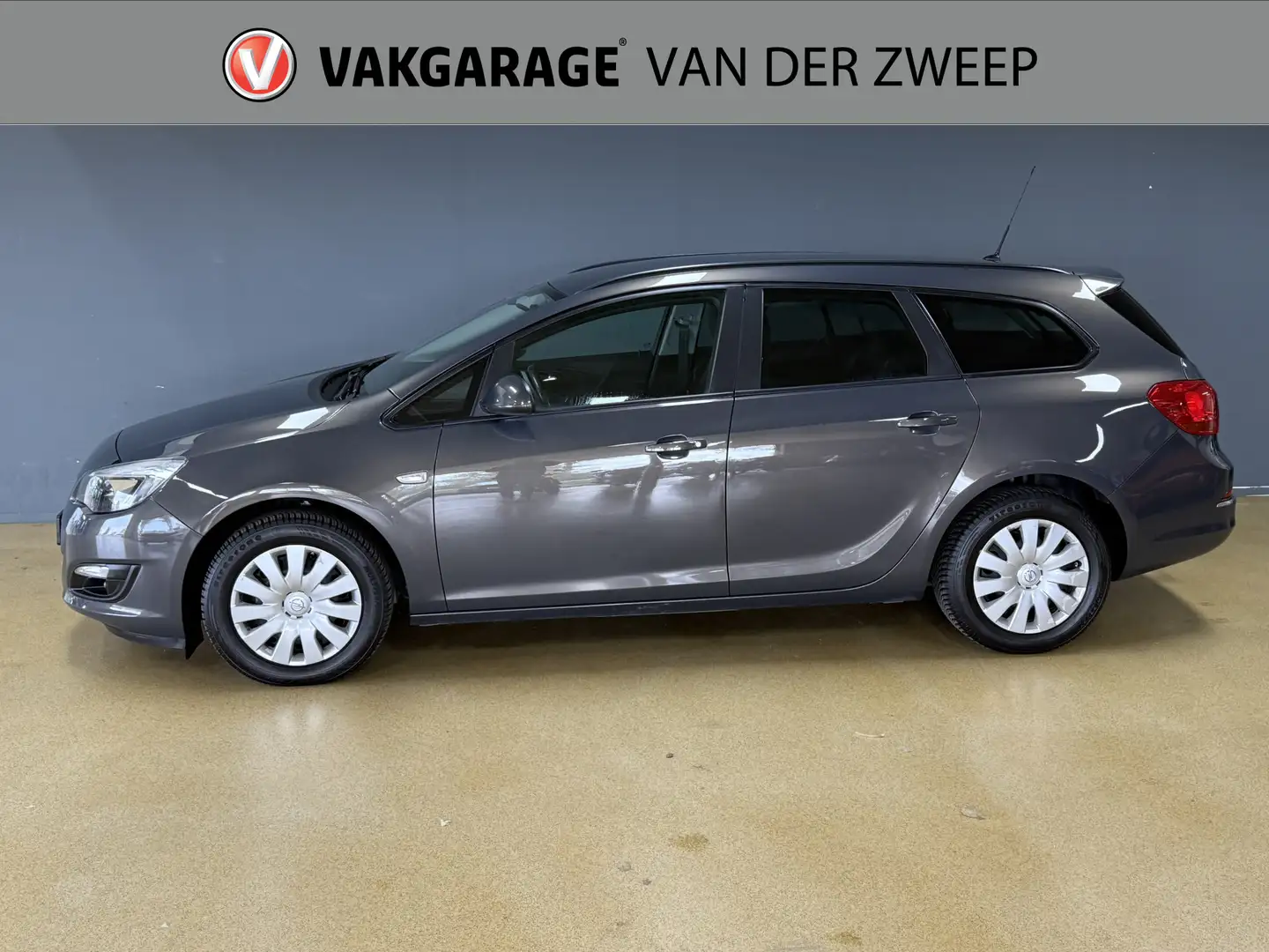 Opel Astra Sports Tourer 1.4 Turbo Sport + Grijs - 2