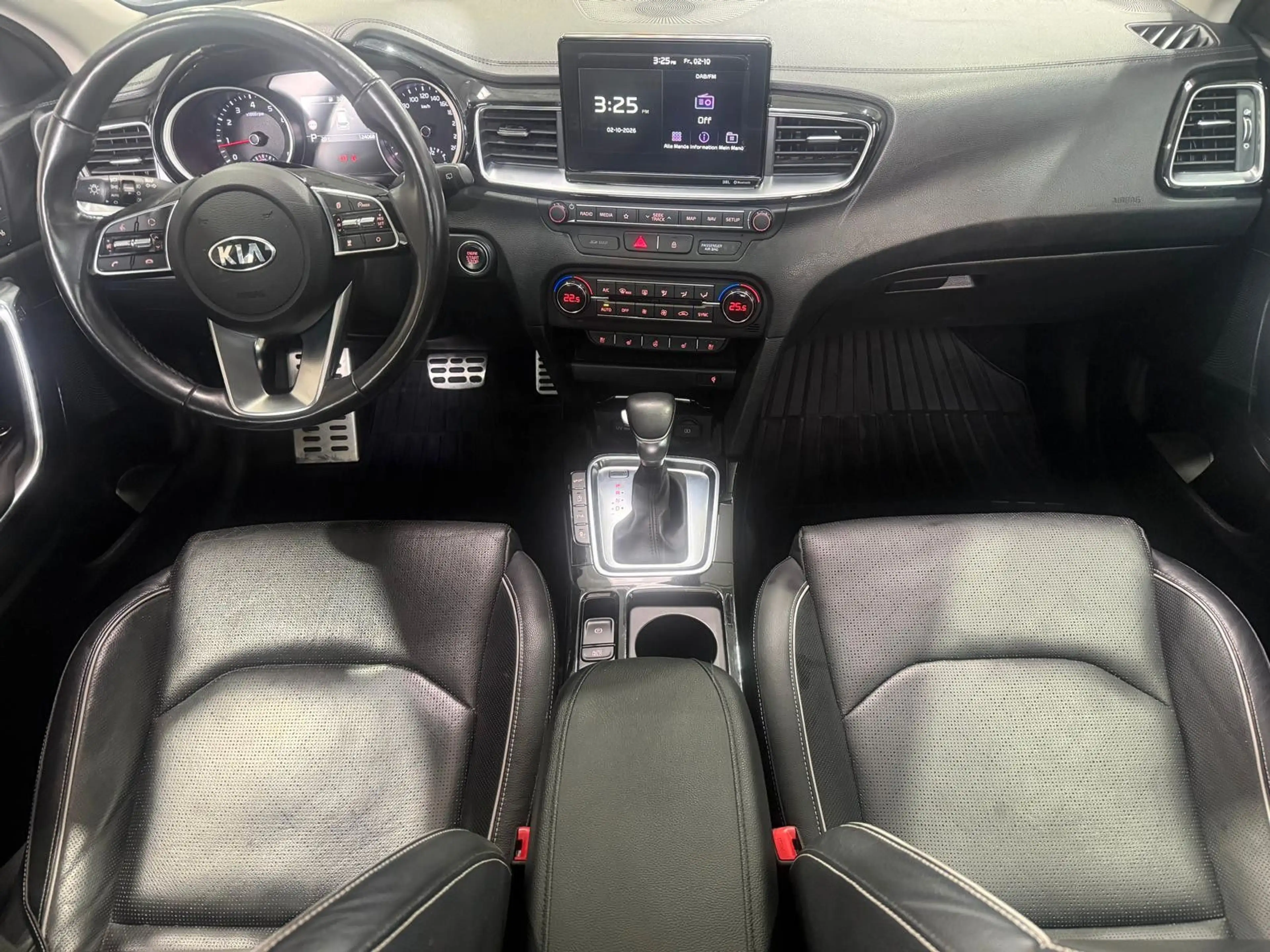 Kia Ceed SW / cee'd SW cee'd Platinum Totwinkel-Assistent Leder Pano — photo 10