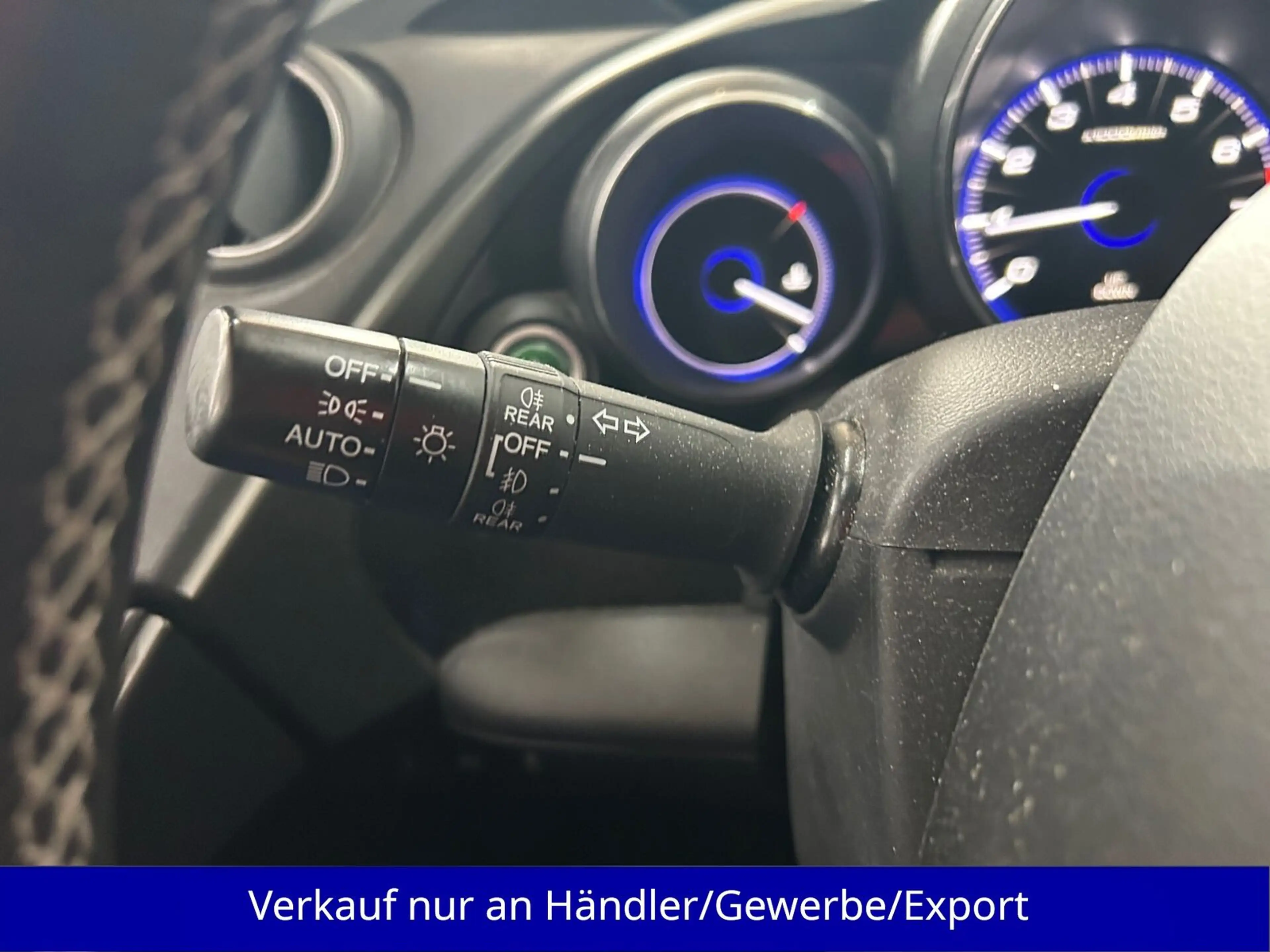 Honda Civic 1.4i Klimaautomatik SHZ Navi PDC — photo 15