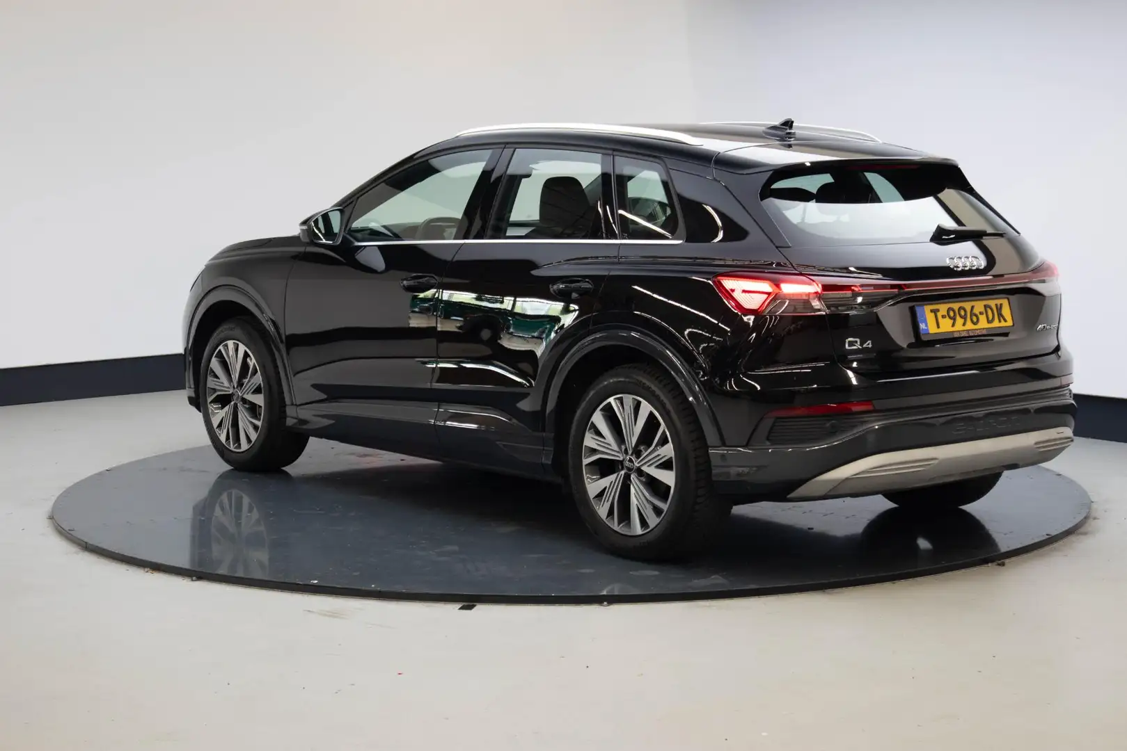Audi Q4 e-tron 40 Advanced edition 77 kWh Noir - 2