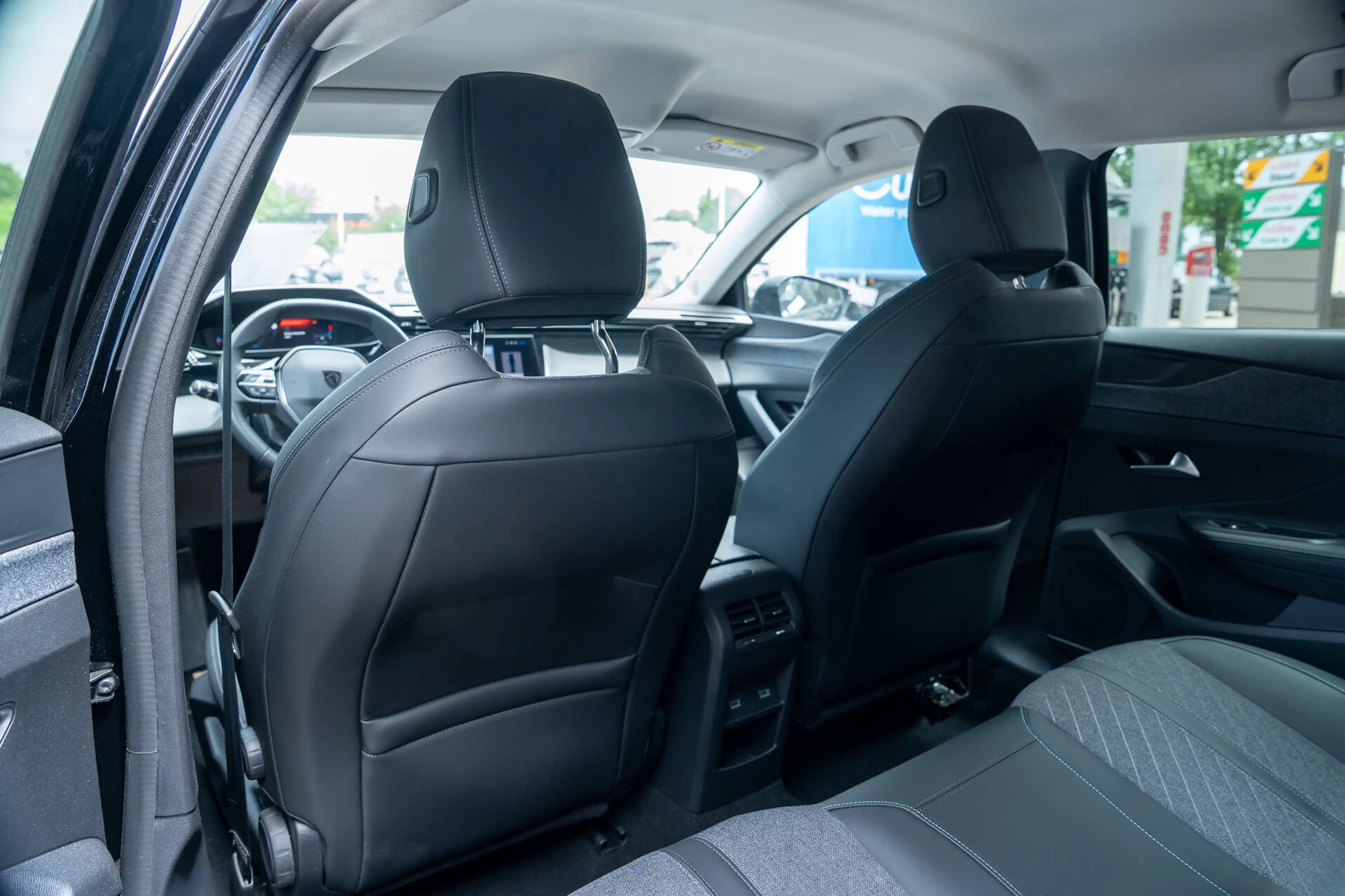 Peugeot 408 ALLURE Automaat/Camera/Carplay/.... — photo 13